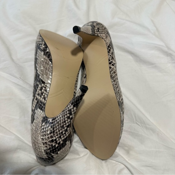 ENZO ANGIOLINI Eadixy Faux Snakeskin Pumps size‎ 8.5 - Picture 4 of 9